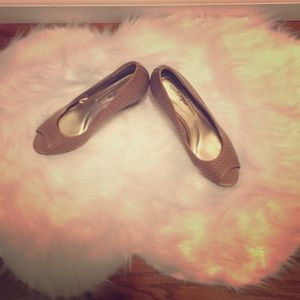 Shoes used only 2 times